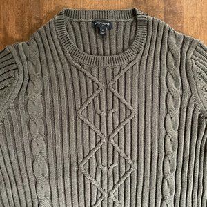 Banana Republic Cable Knit Sweater in Olive Green - Size M